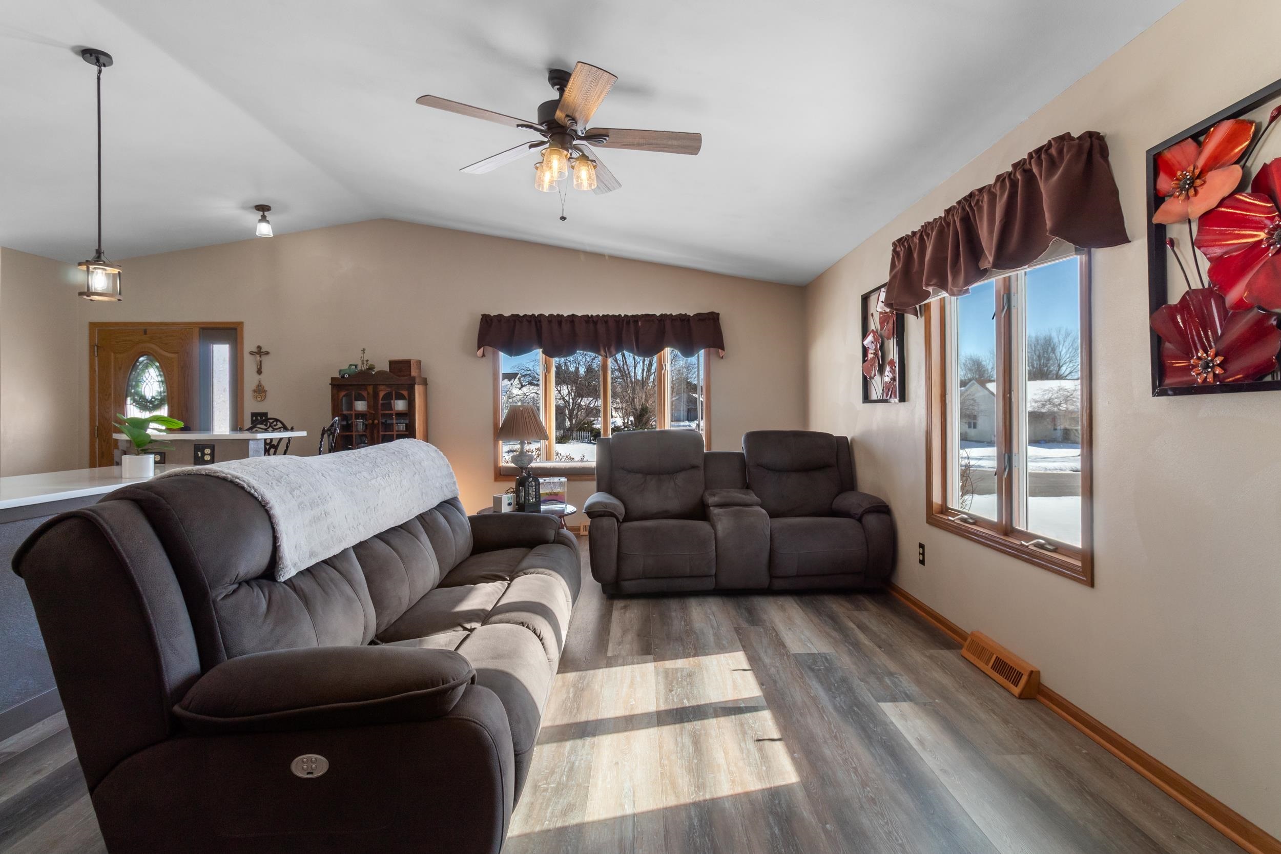 1127 Arthur Drive Milton, WI 53563 - Photo 3 of 36