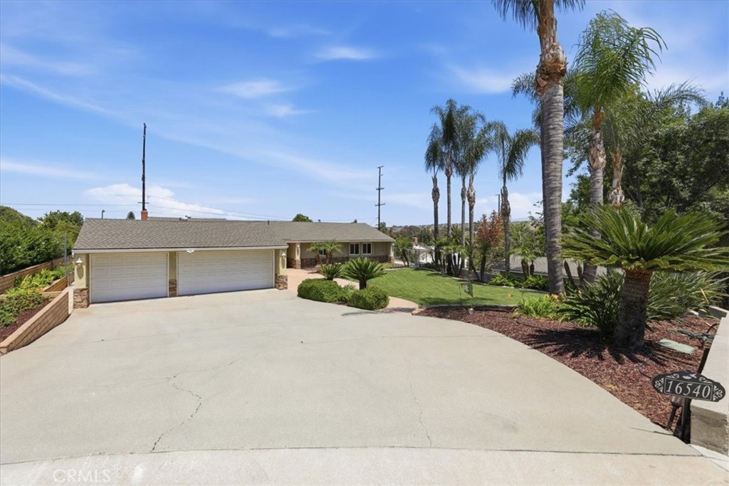 16540 Wagon Wheel Drive Riverside, CA 92506 - Photo 4 of 57