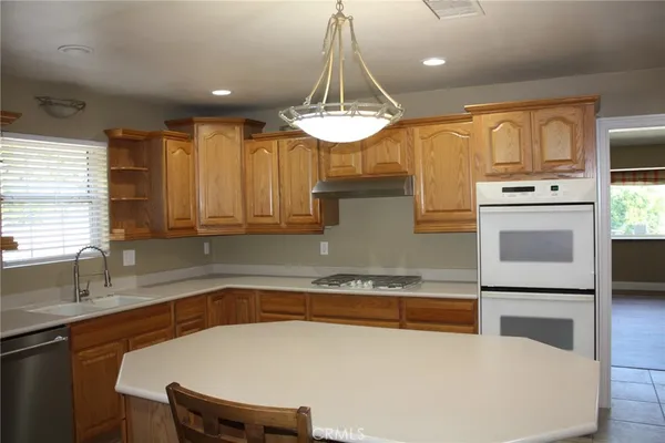 $3,800 | 16540 Wagon Wheel Drive, Riverside, CA 92506