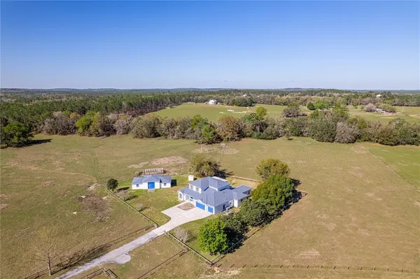 $1,200,000 | 13496 South Oakview Avenue, Floral City, FL 34436
