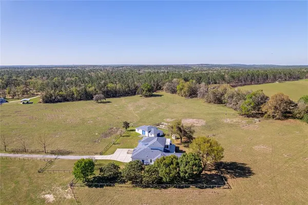 $1,200,000 | 13496 South Oakview Avenue, Floral City, FL 34436