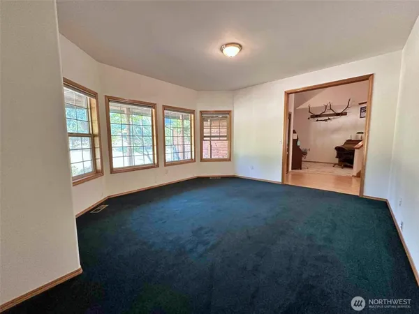 $650,000 | 122 Ridge View Drive, Randle, WA 98377