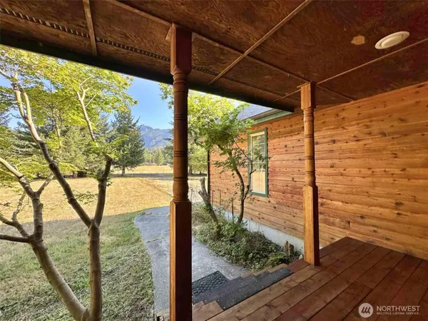 $650,000 | 122 Ridge View Drive, Randle, WA 98377