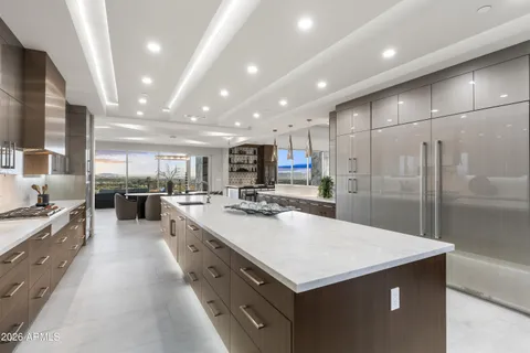$10,000,000 | 6800 North 39th Place, Paradise Valley, AZ 85253