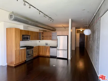 $2,695 | 1100 South Hope Street, Unit 907, Los Angeles, CA 90015
