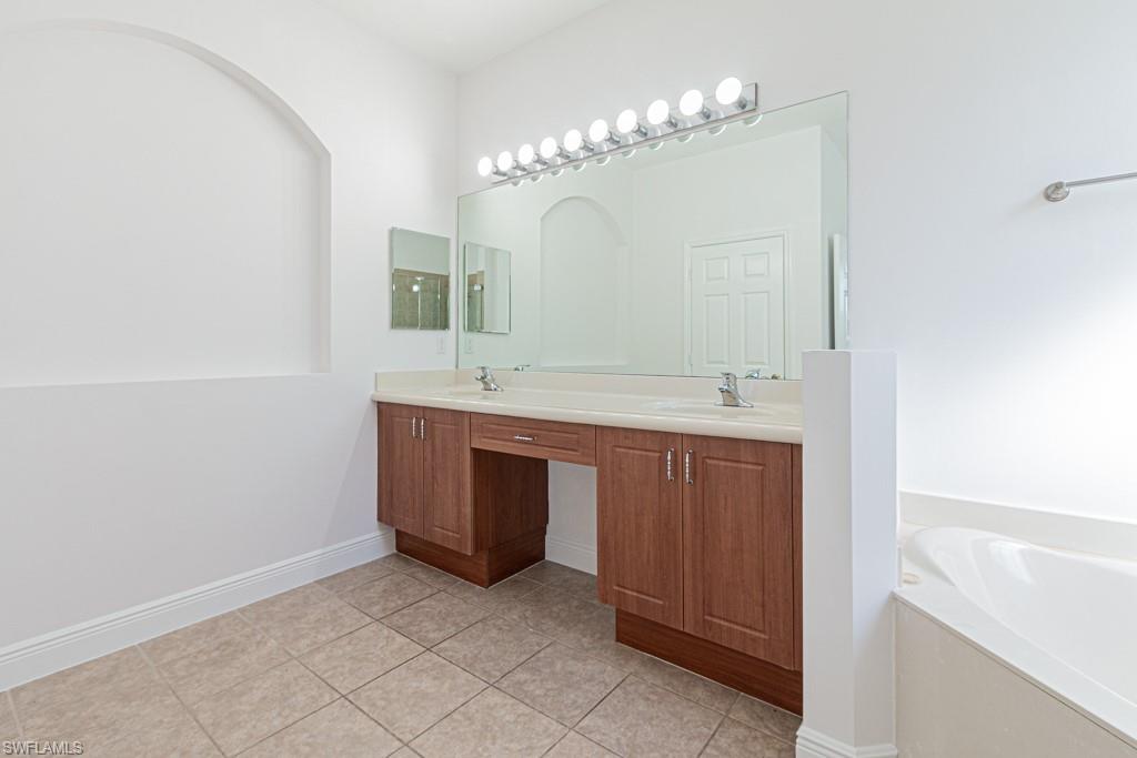 15496 Summit Pl Circle, Unit 115 Naples, FL 34119 - Photo 34 of 50 Dual Vanities