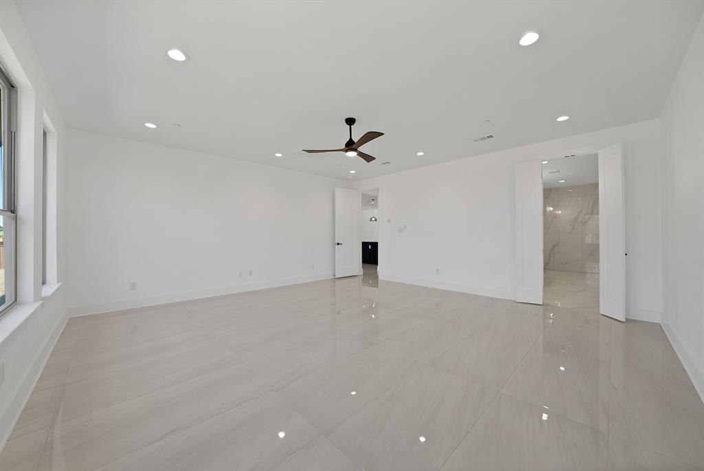 309 Whispering Way Red Oak, TX 75154 - Photo 16 of 36