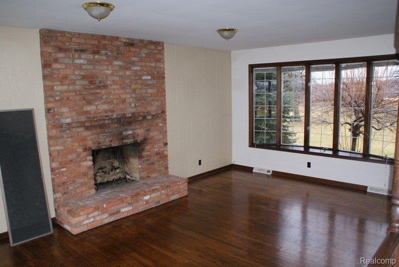4338 South Lapeer Road Metamora, MI 48455 - Photo 19 of 20 DSC07618.JPG