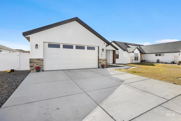 $455,000 | 1231 Frank Henry Road, Twin Falls, ID 83301