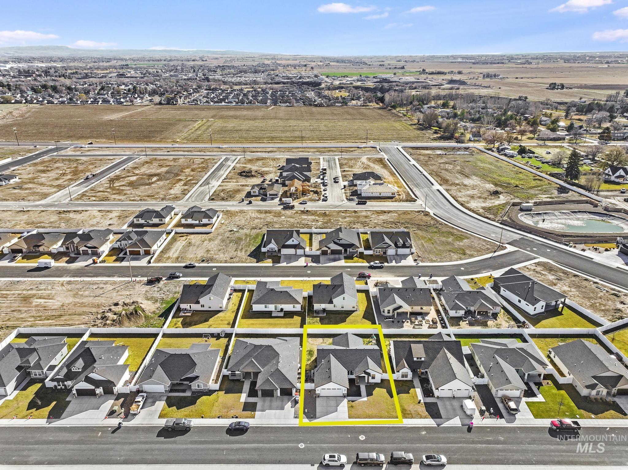 1231 Frank Henry Road Twin Falls, ID 83301 - Photo 44 of 48 Aerial view of property and surrounding area with nearby suburban area