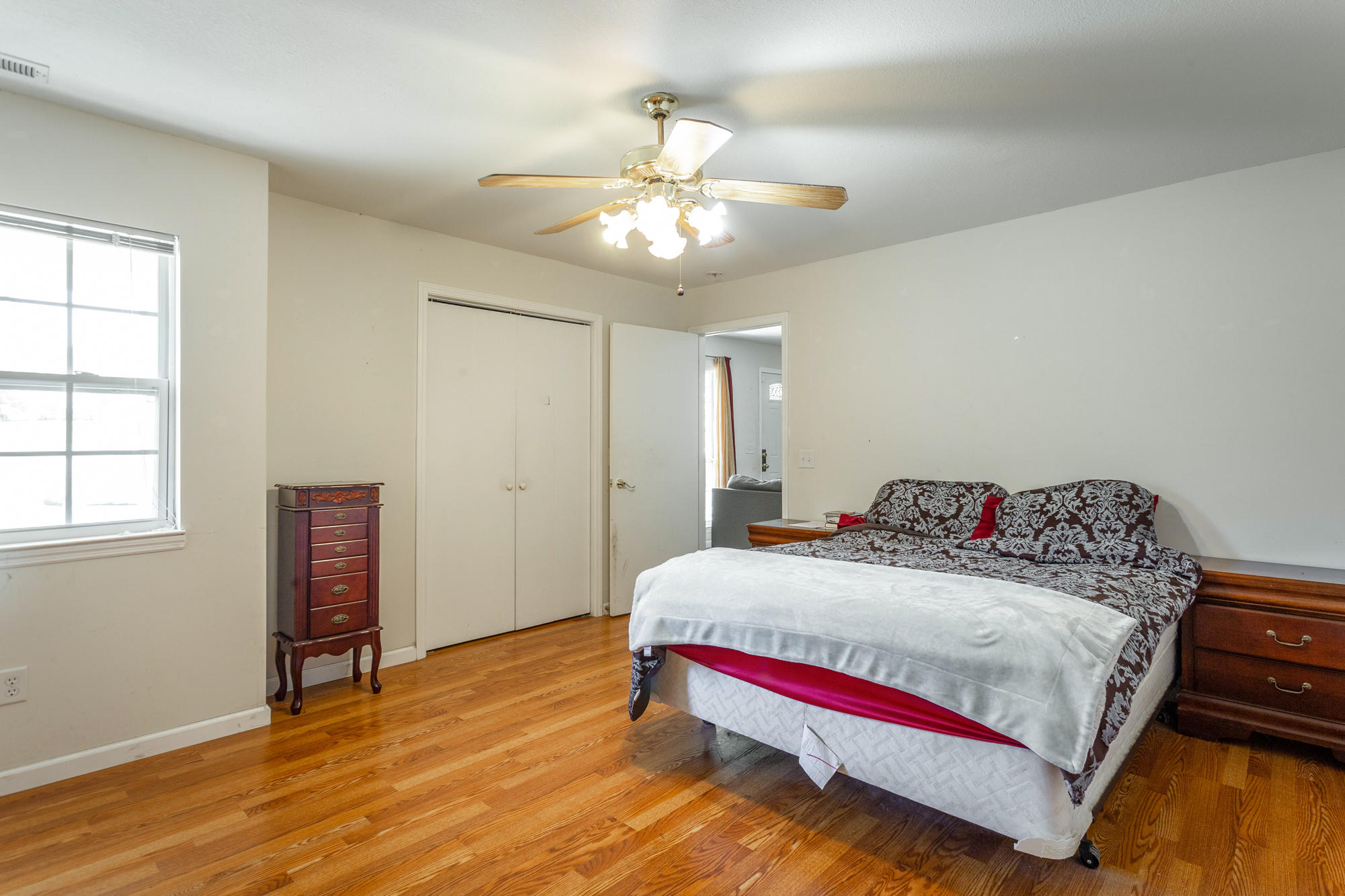 974 McBrien Road Chattanooga, TN 37412 - Photo 7 of 27 974 McBrien Rd. HD-18