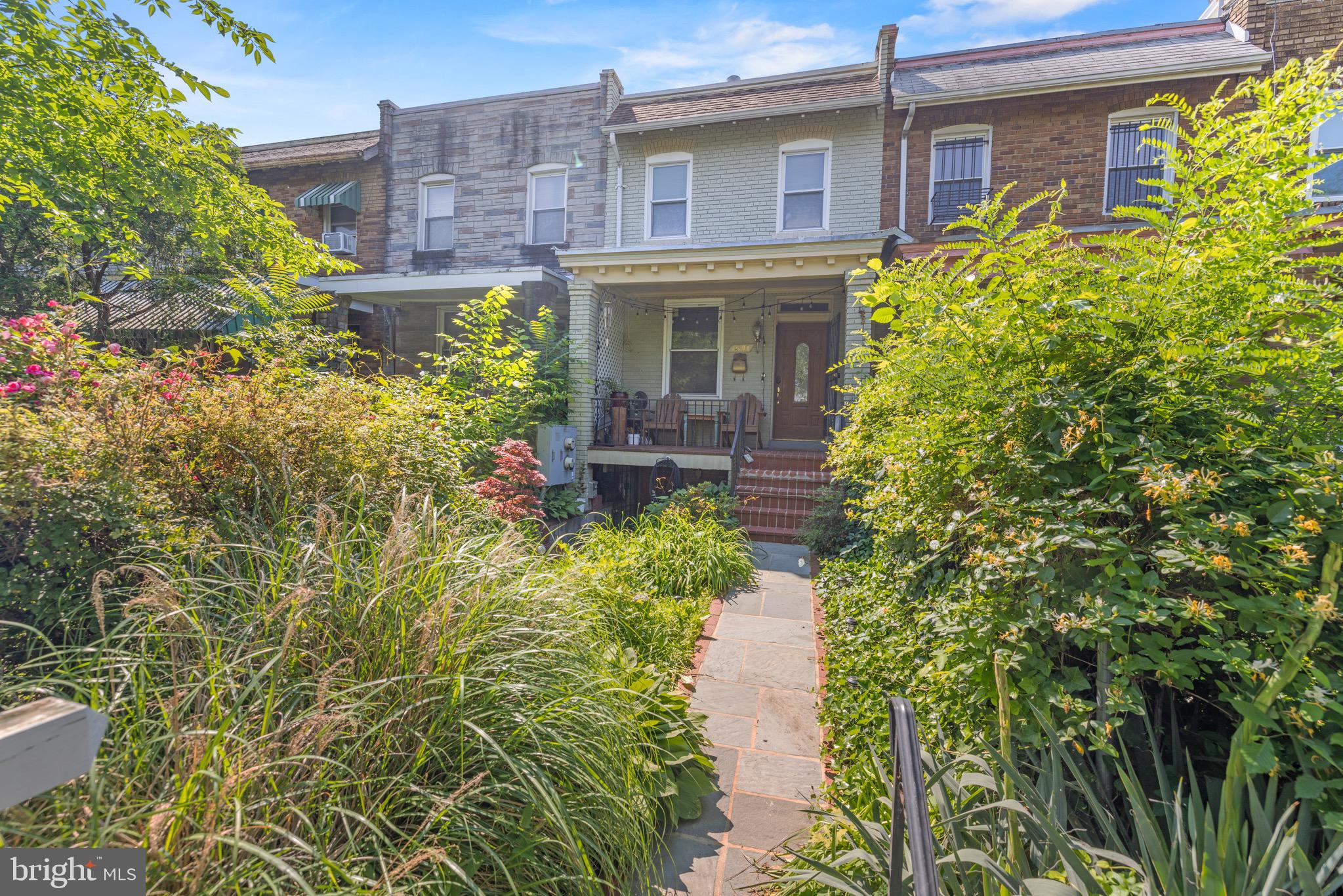 1541 North Carolina Avenue Northeast Washington, DC 20002 - Photo 1 of 69