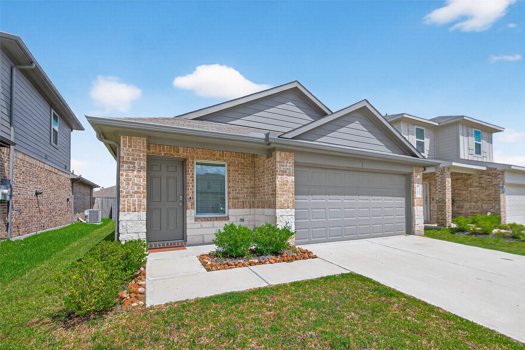 5343 Tuscany Hills Lane Spring, TX 77373 - Photo 3 of 32 Covered front porch