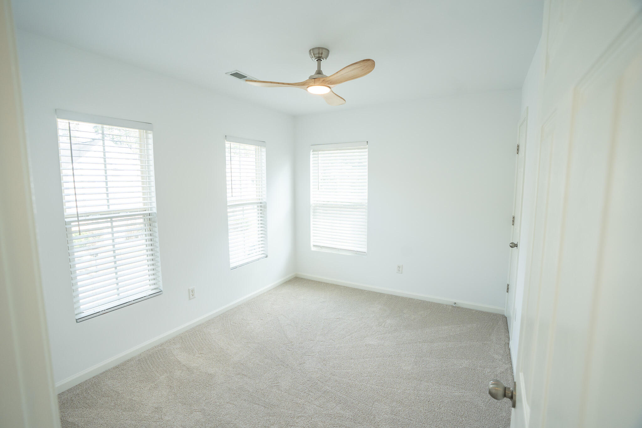243 Cameron Street Summerville, SC 29486 - Photo 16 of 46 BEDROOM 1 NEW CARPET