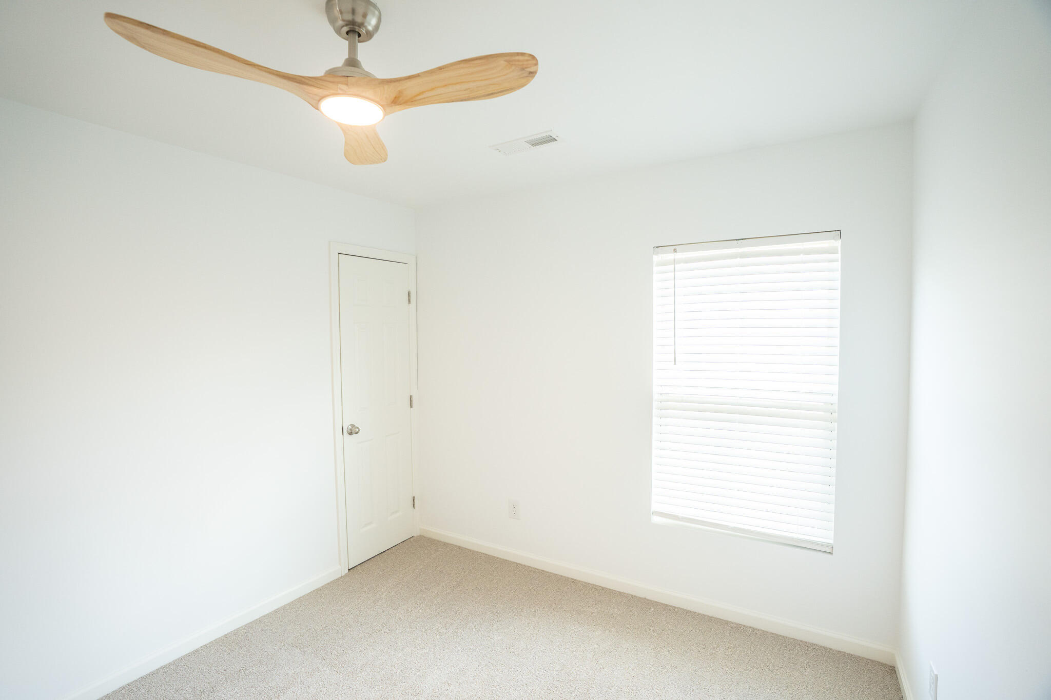 243 Cameron Street Summerville, SC 29486 - Photo 26 of 46 3RD BEDROOM