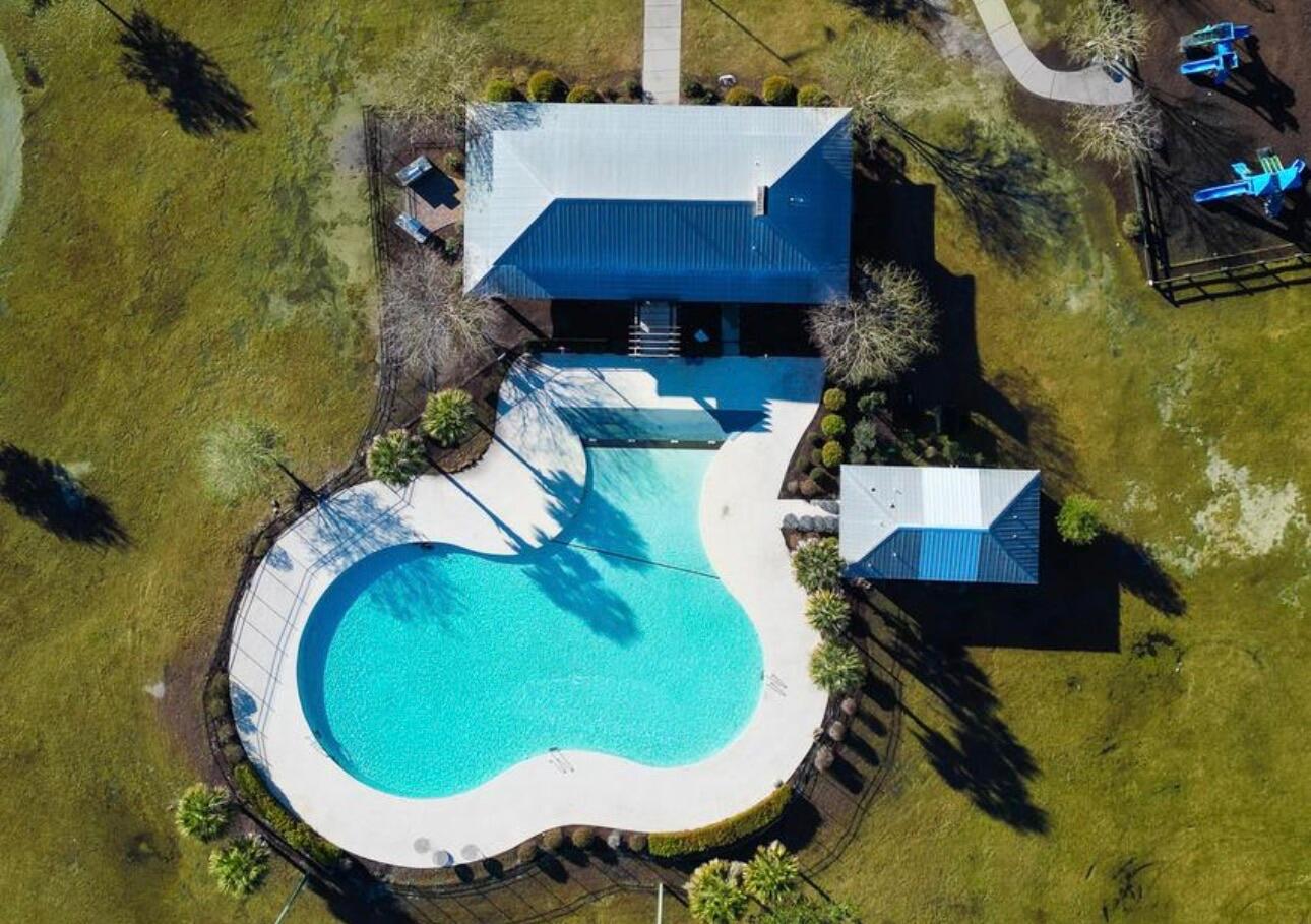 243 Cameron Street Summerville, SC 29486 - Photo 39 of 46 Amenity Pool