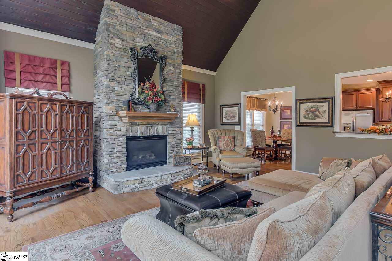 605 Foxcroft Road Greenville, SC 29615 - Photo 8 of 35 Gallery Image 8