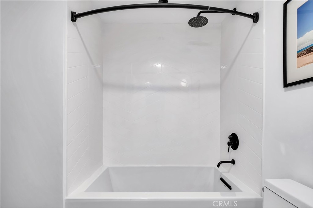 228 B Arena Street, Unit B El Segundo, CA 90245 - Photo 19 of 26