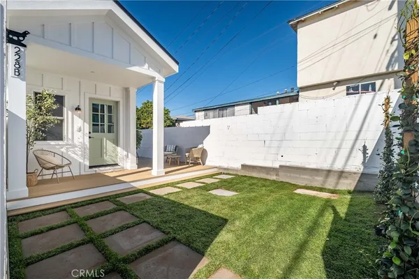 $1,400,000 | 228 B Arena Street, Unit B, El Segundo, CA 90245