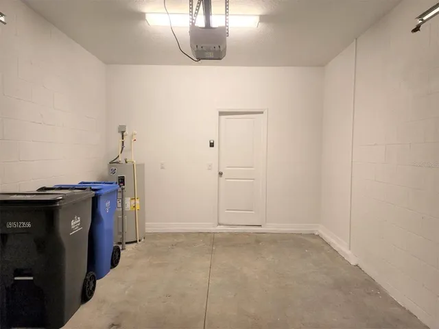 $2,100 | 14305 Easy Goer Street, Ruskin, FL 33573