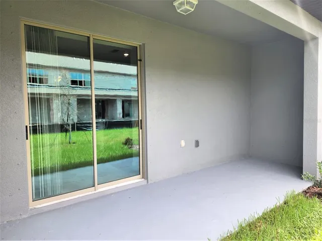 $2,100 | 14305 Easy Goer Street, Ruskin, FL 33573