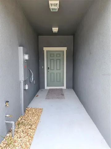 $2,100 | 14305 Easy Goer Street, Ruskin, FL 33573