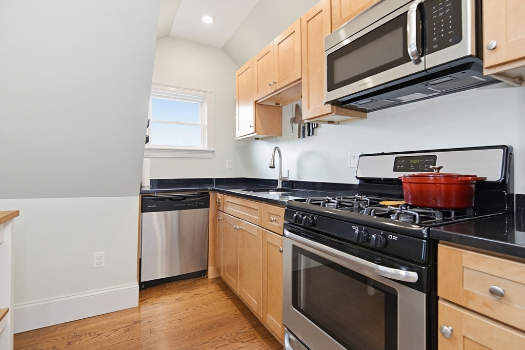 77 South Street, Unit 3 Boston, MA 02130 - Photo 11 of 31