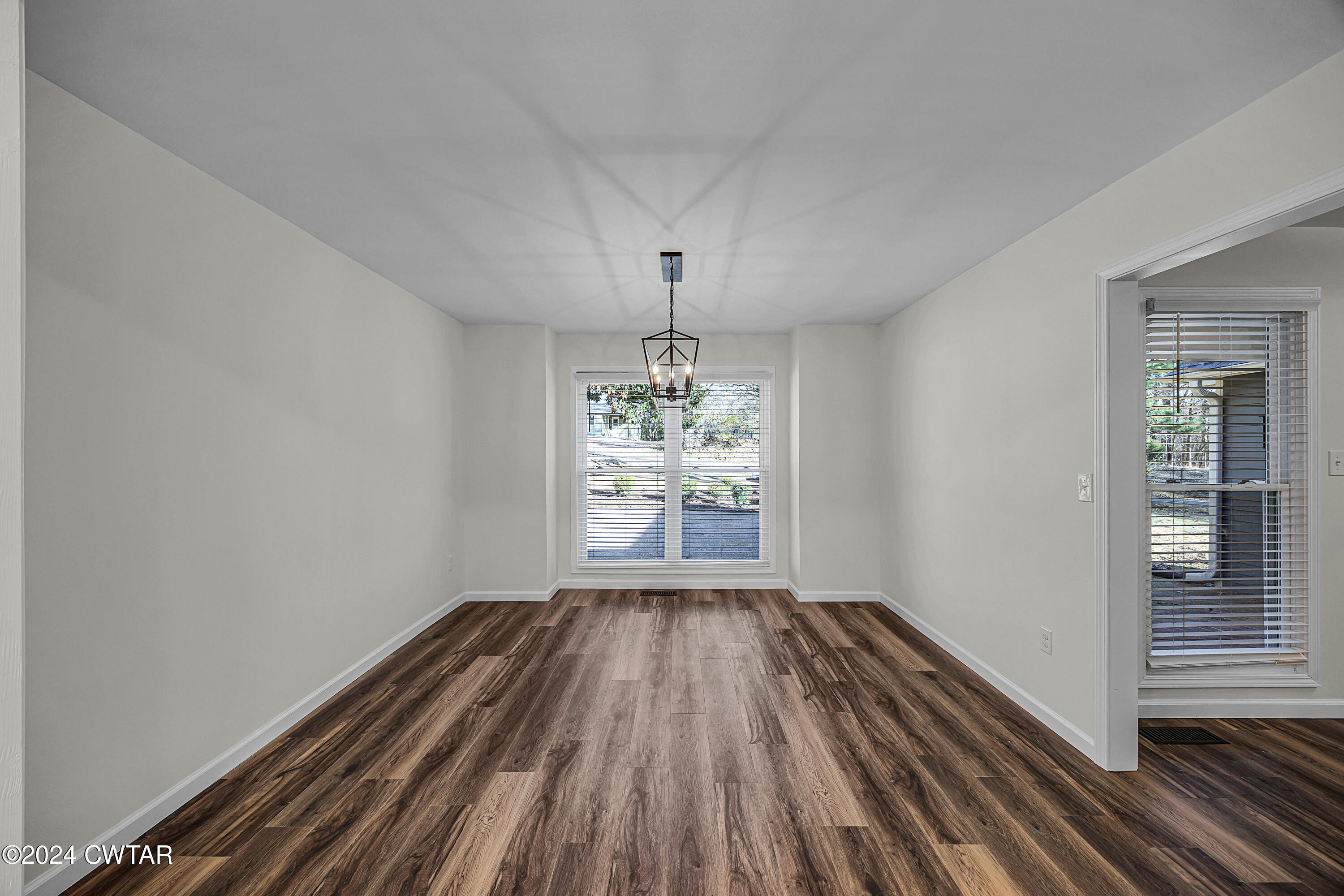349 Pipkin Road Jackson, TN 38305 - Photo 4 of 16 DG2A4763