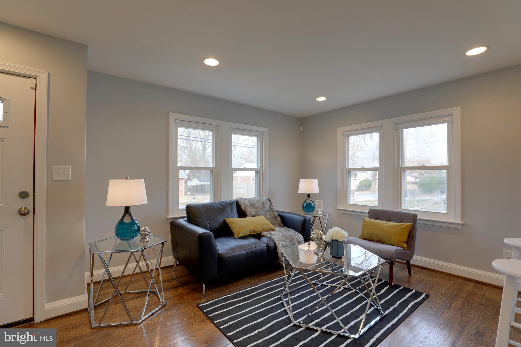 6203 Woodley Road Clinton, MD 20735 - Photo 3 of 38 a living room with furniture and a window