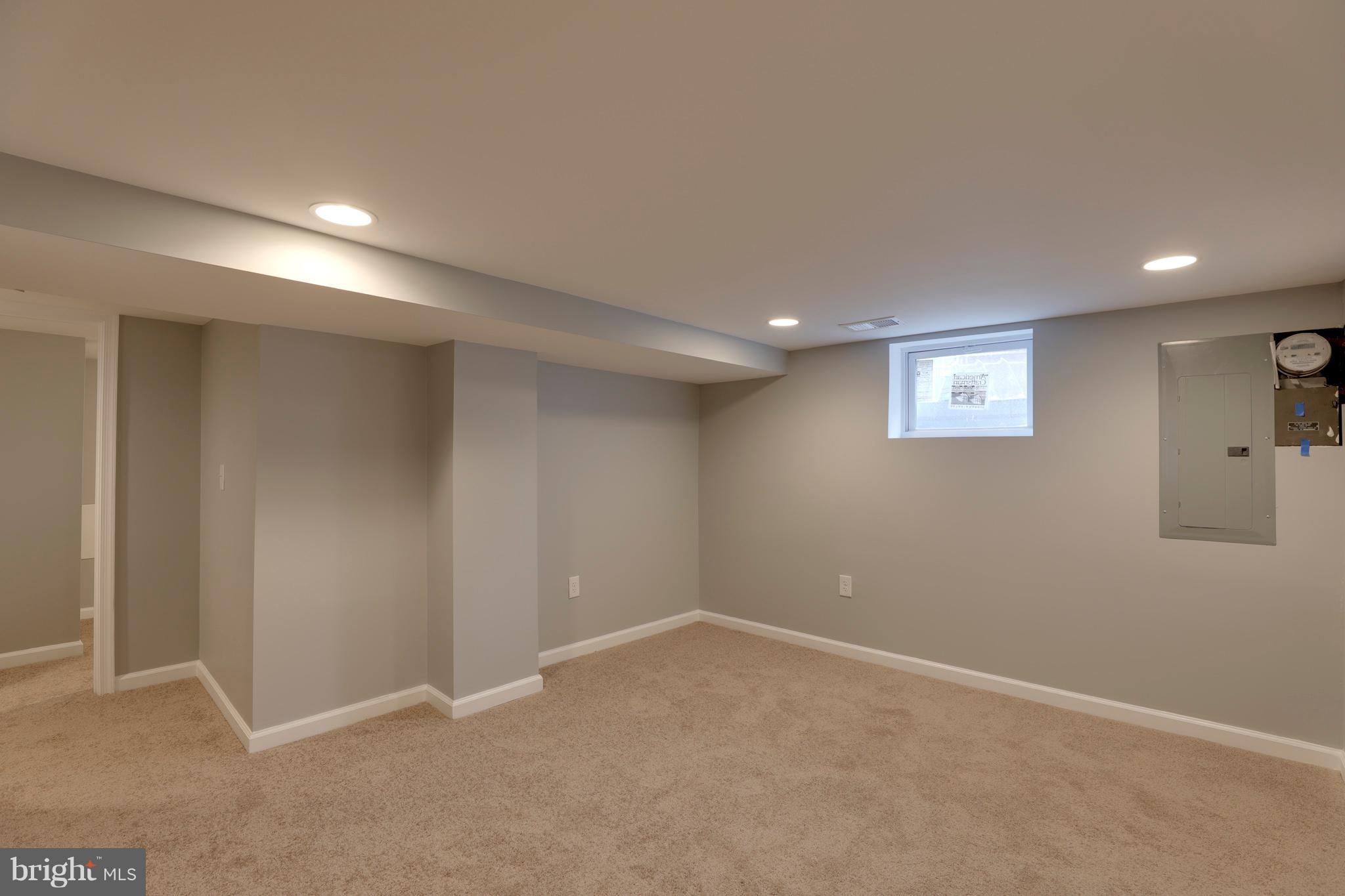 6203 Woodley Road Clinton, MD 20735 - Photo 30 of 38 a view of an empty room