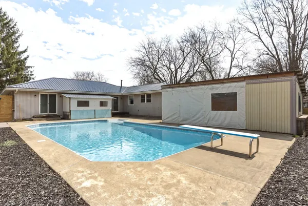 $319,999 | 505 Eaton Street, Breckenridge, MI 48615