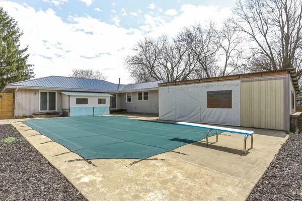 $319,999 | 505 Eaton Street, Breckenridge, MI 48615