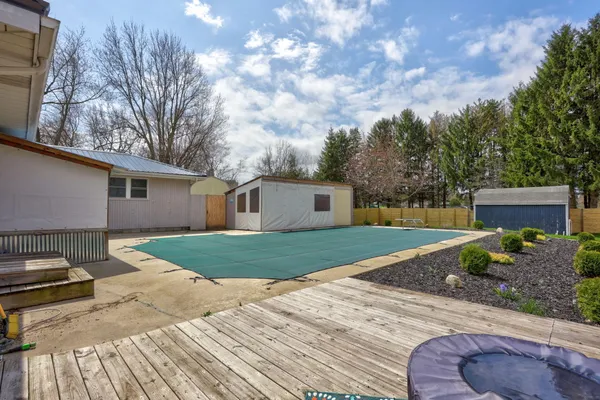 $319,999 | 505 Eaton Street, Breckenridge, MI 48615