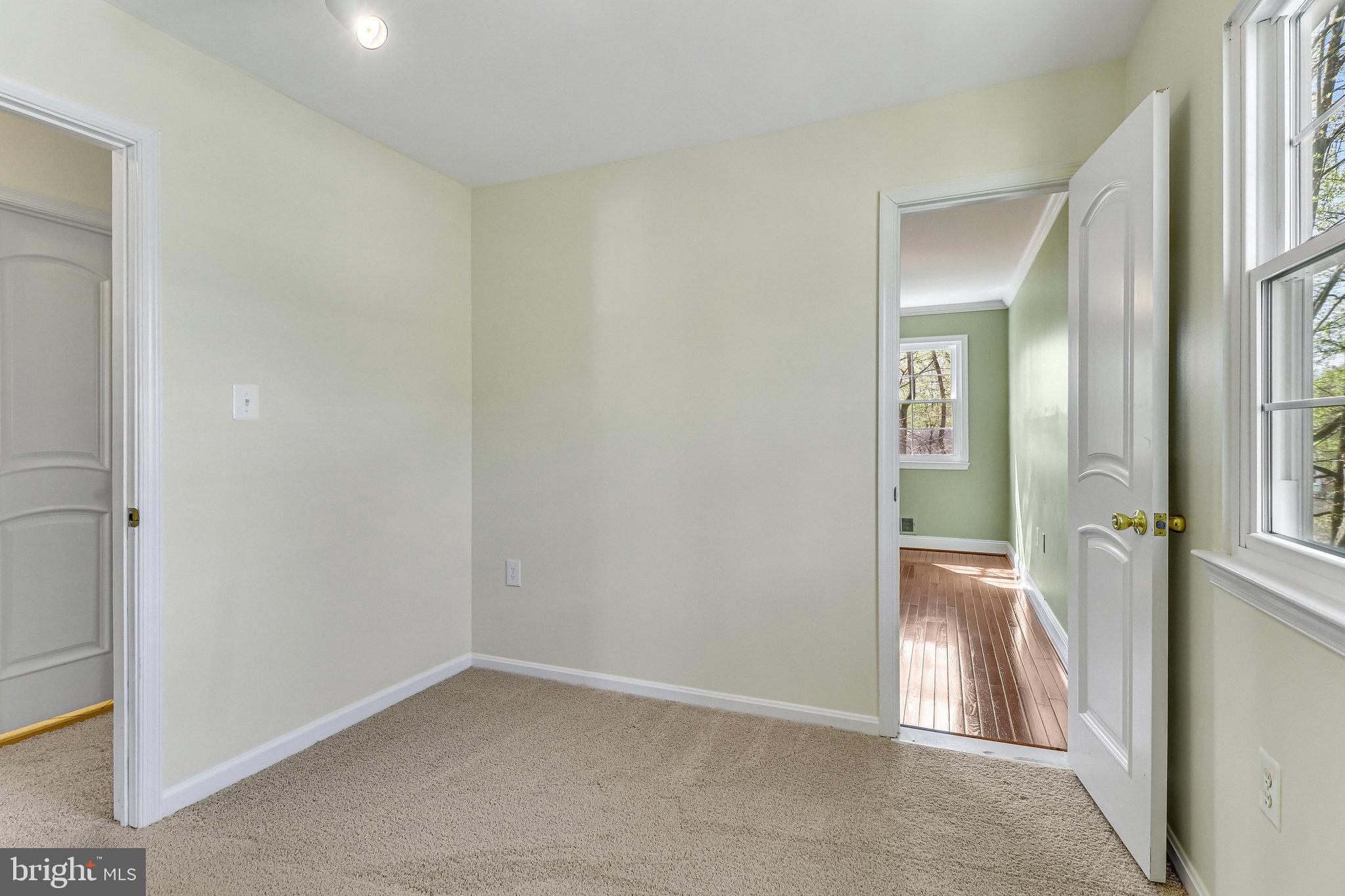 9088 Brook Ford Road Burke, VA 22015 - Photo 43 of 72 Gallery Image 43