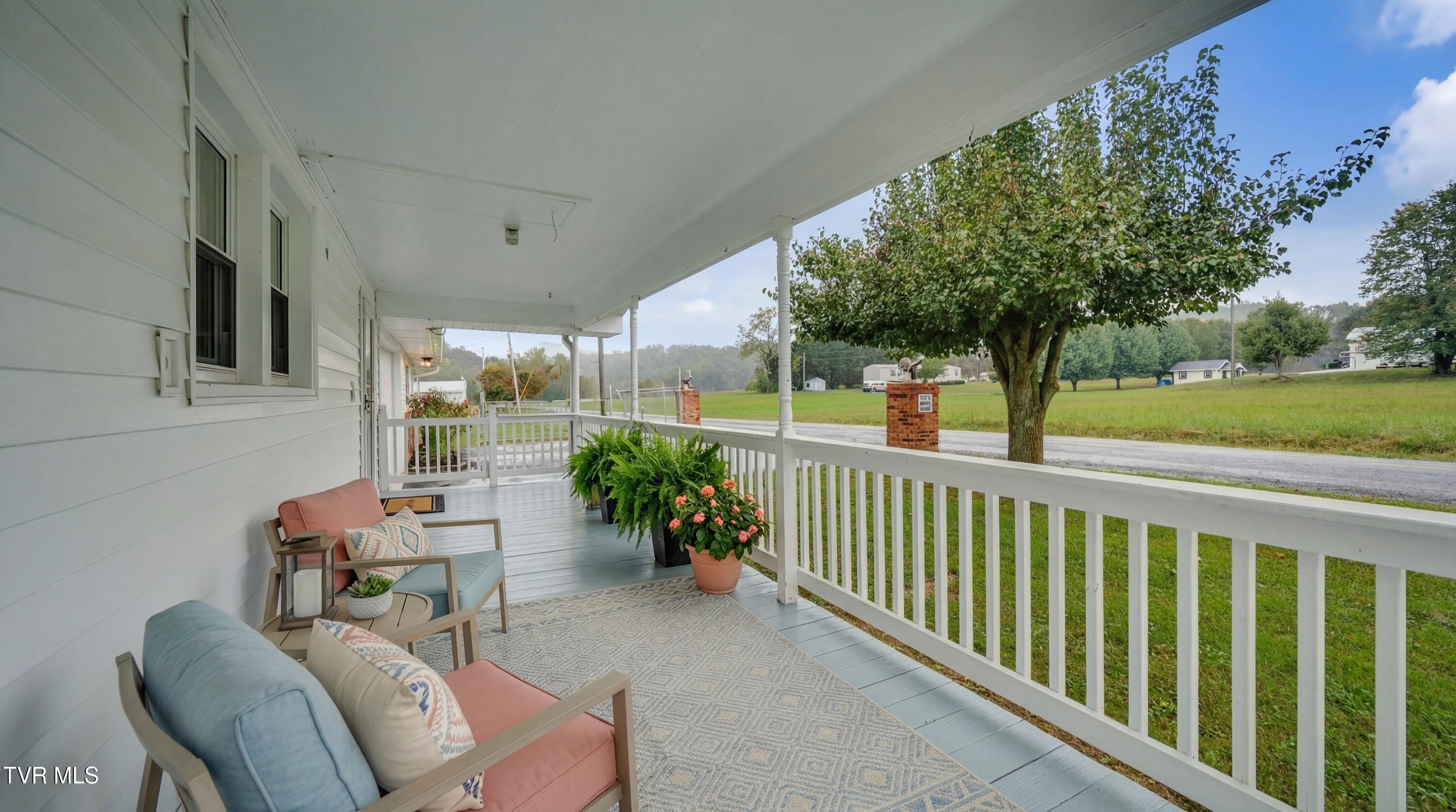 09Porch