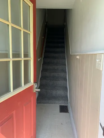 $425,000 | 255 College Avenue, Valparaiso, IN 46383