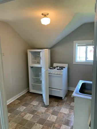 $425,000 | 255 College Avenue, Valparaiso, IN 46383