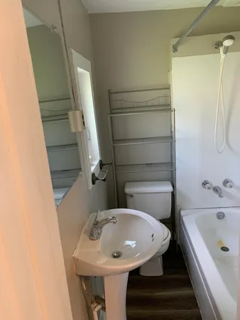 $425,000 | 255 College Avenue, Valparaiso, IN 46383