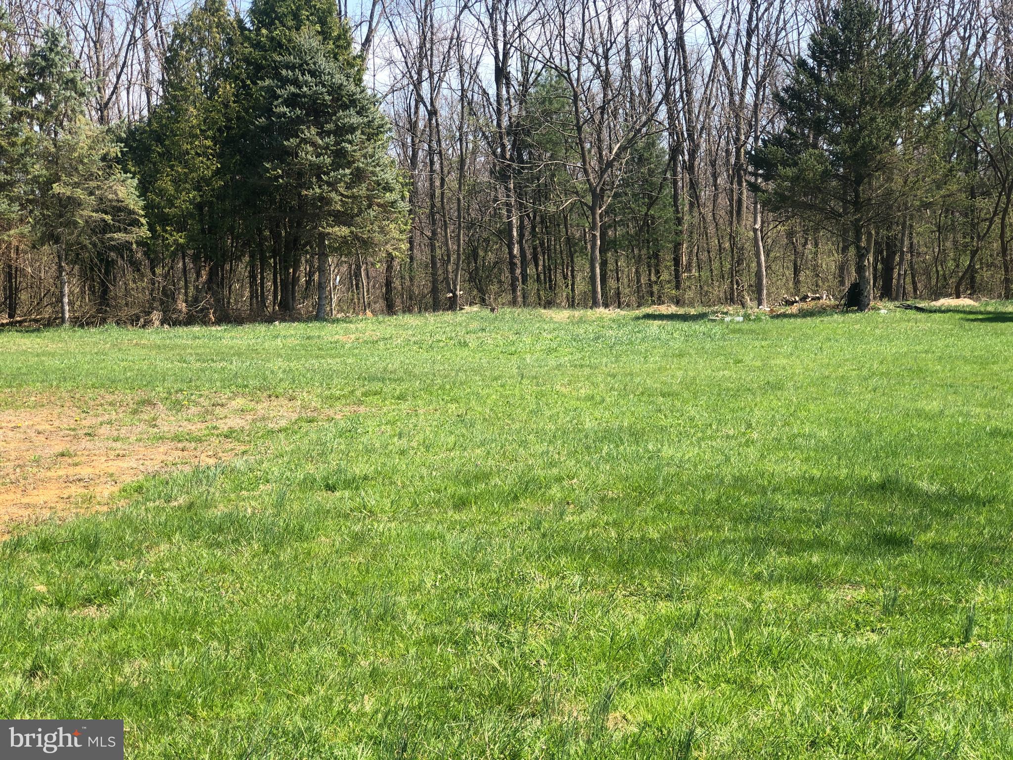 695 South Middlesex Road Carlisle, PA 17015 - Photo 4 of 7 Gallery Image 4