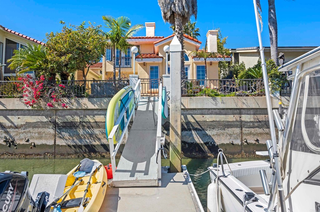 42 Blue Anchor Cay Road Coronado, CA 92118 - Photo 37 of 38 a view of entryway and outdoor