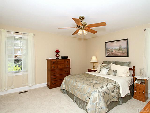 2812 Halfhitch Trail Raleigh, NC 27615 - Photo 12 of 23 First floor master has ensuite bath and walk-in closet.