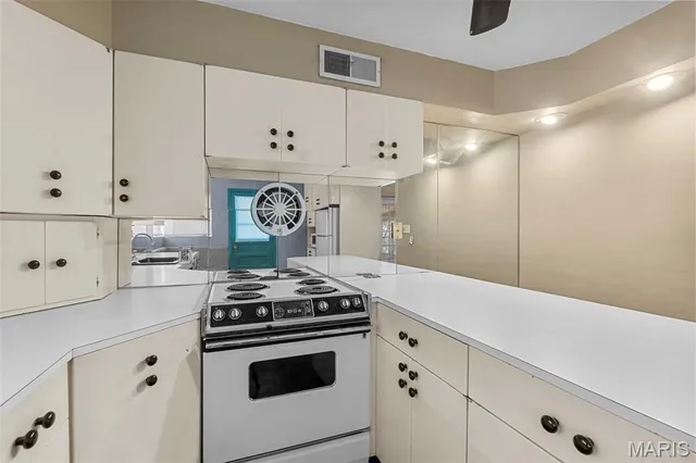 $145,000 | 605 West Washington Street, Kennett, MO 63857