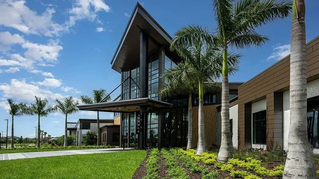 $741,881 | 8521 Golden Dawn Court, Sarasota, FL 34241