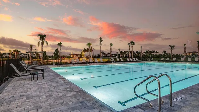 $741,881 | 8521 Golden Dawn Court, Sarasota, FL 34241