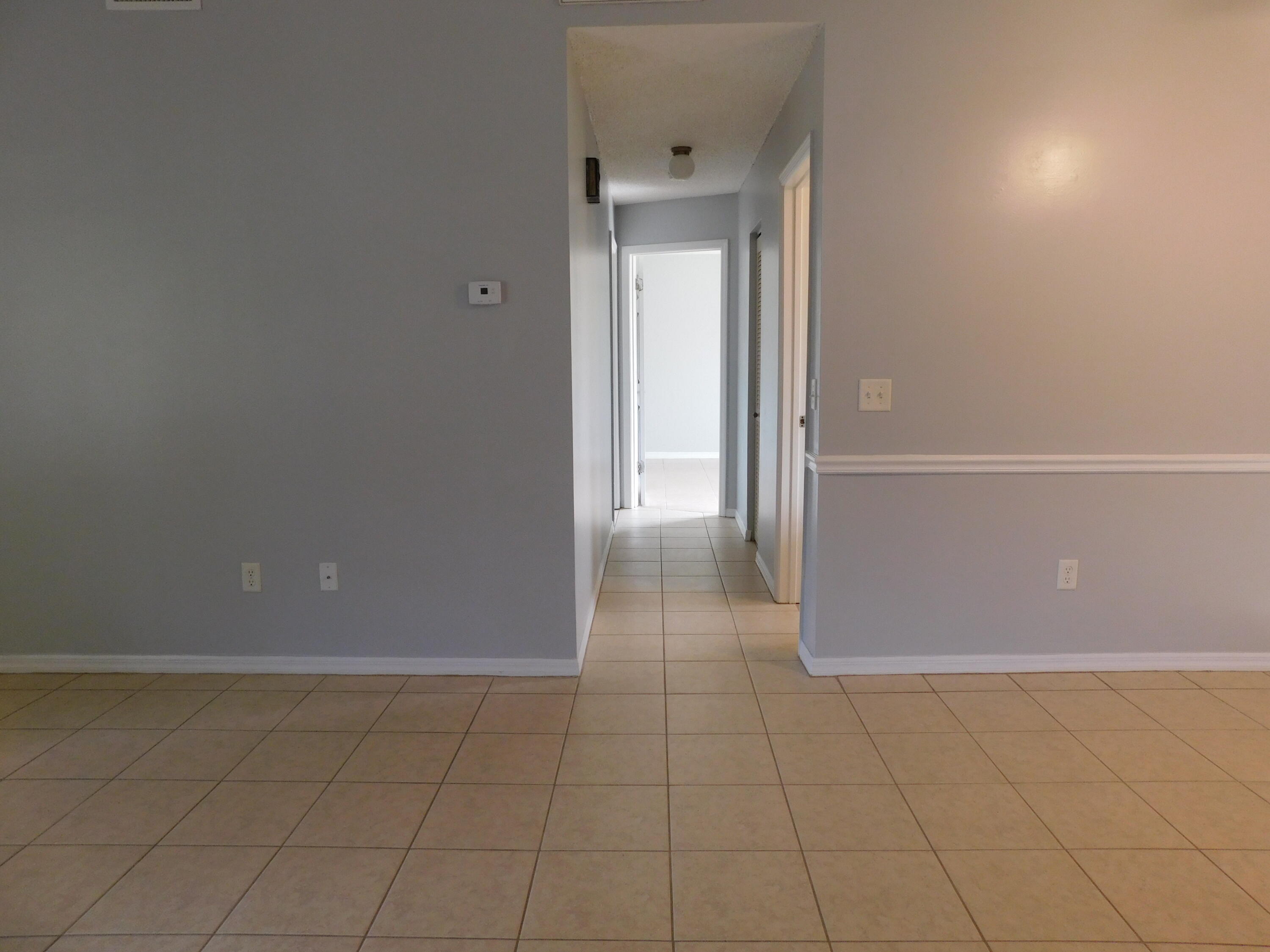 6605 Pensacola Road Fort Pierce, FL 34951 - Photo 11 of 31 Hallway