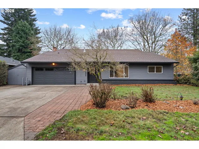 $685,000 | 2554 Southeast Buttercup Court, Hillsboro, OR 97123