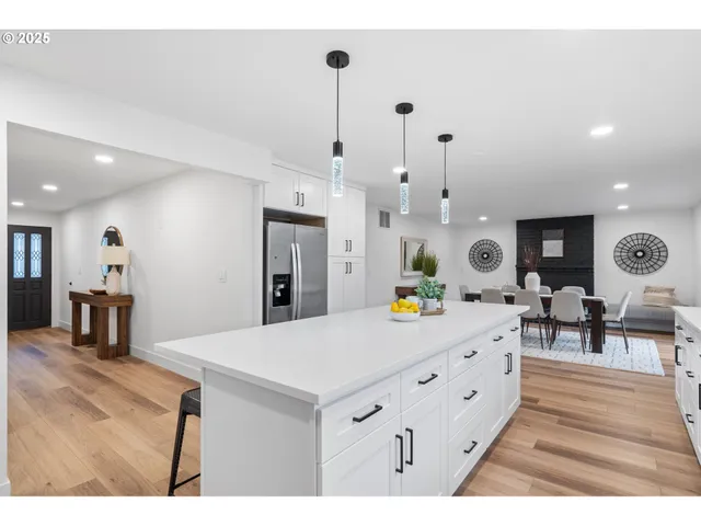 $699,000 | 2554 Southeast Buttercup Court, Hillsboro, OR 97123