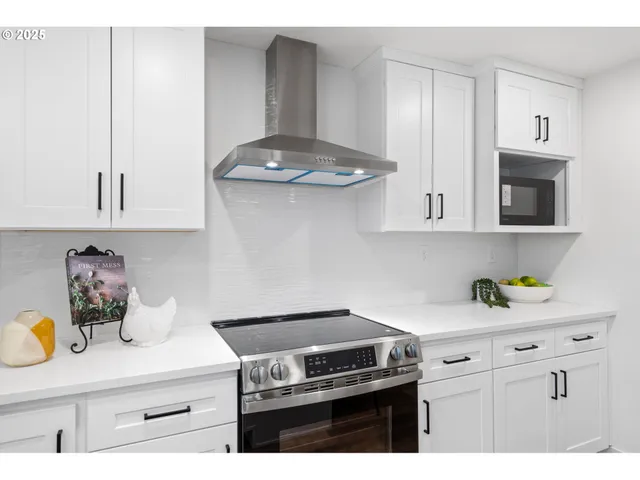 $699,000 | 2554 Southeast Buttercup Court, Hillsboro, OR 97123