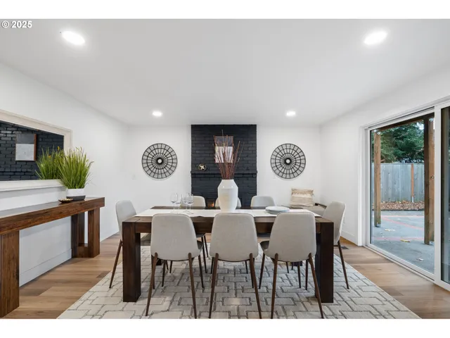 $699,000 | 2554 Southeast Buttercup Court, Hillsboro, OR 97123