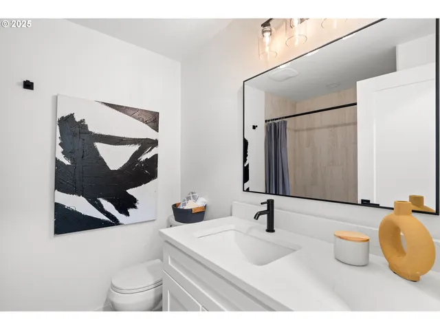 $699,000 | 2554 Southeast Buttercup Court, Hillsboro, OR 97123